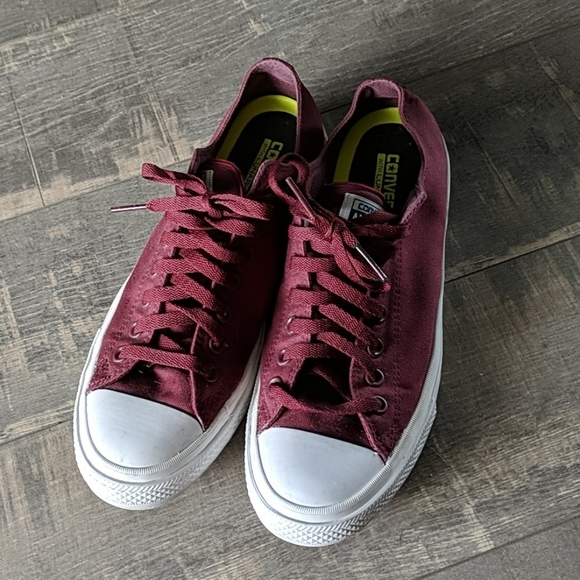 converse chuck taylor ii low